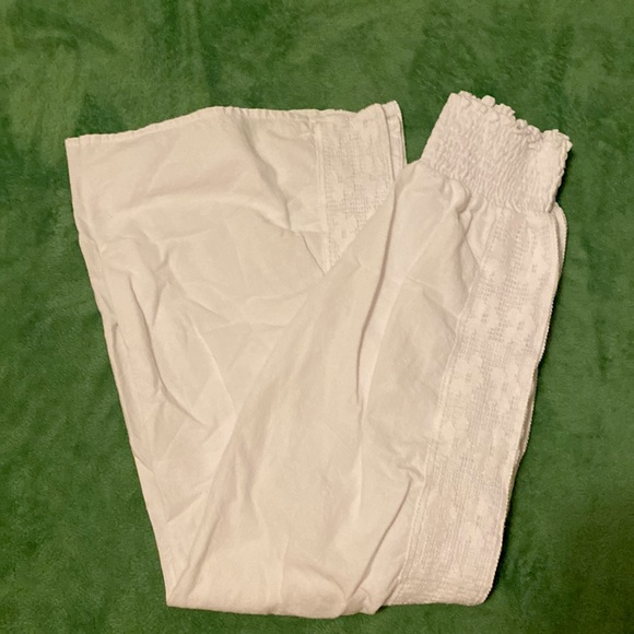 Crochet Flowy Pants - Picture 1 of 3